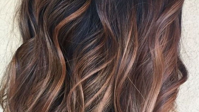 Comment réussir un ombré hair parfait sur cheveux courts et lisses astuces et inspirations